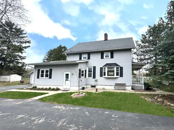 W172N13091 Division ROAD, Germantown, WI 53022