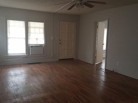 2nd image of 516 W Iron Ave