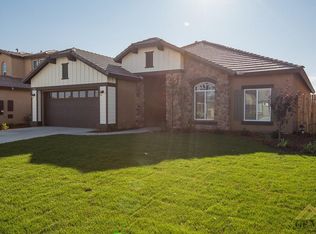 9218 Wolf River Ave, Bakersfield, CA 93312
