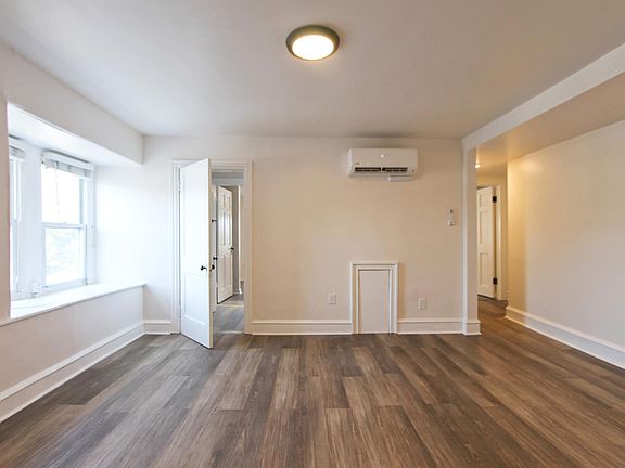 2nd image of 326 W Chelten Ave APT 301