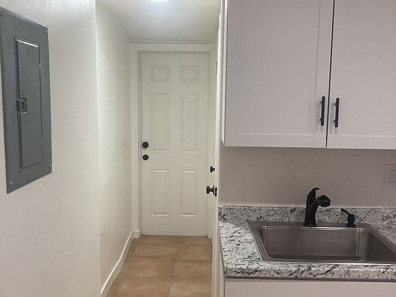 2nd image of 2701 N Martin Ave #2
