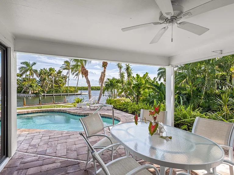 761 Emerald Harbor Dr — Photo 13