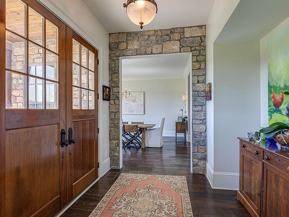 3rd image of 900 Hamilton Branch Ln