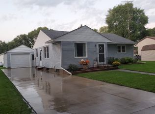 926 6th St, Lake View, IA 51450