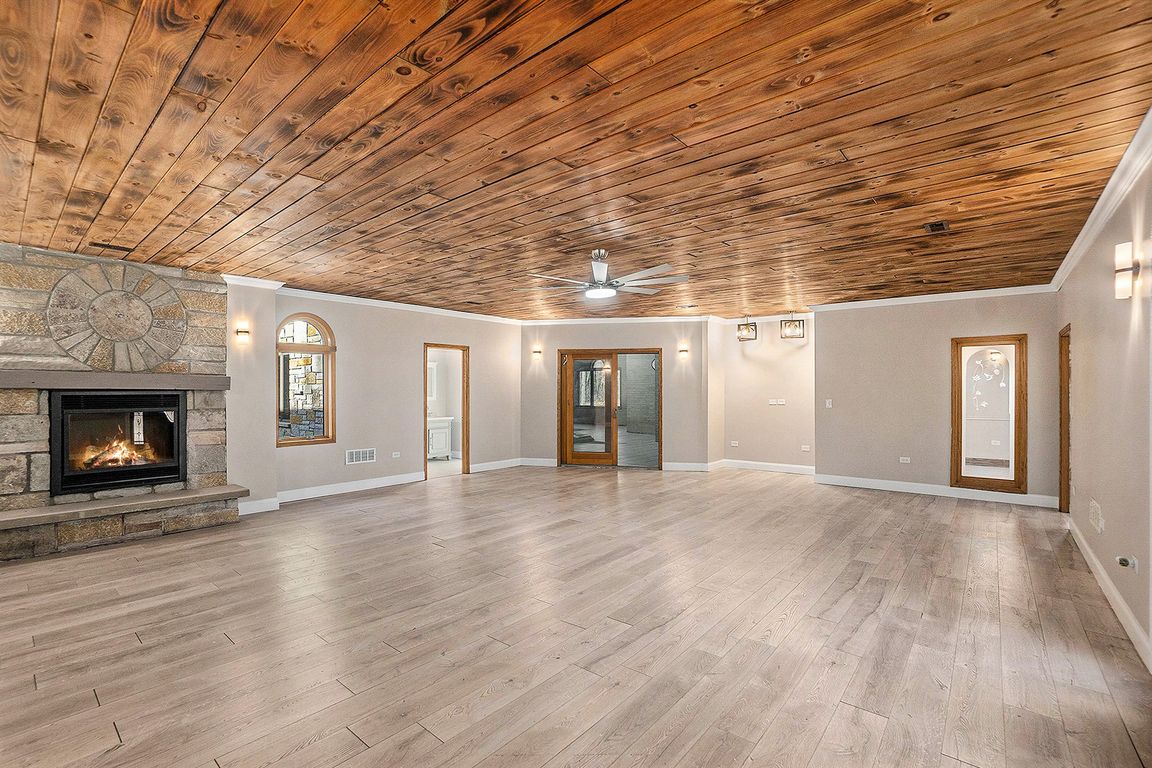 next background image