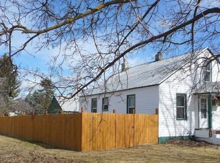 1002 W King St, Chewelah, WA 99109