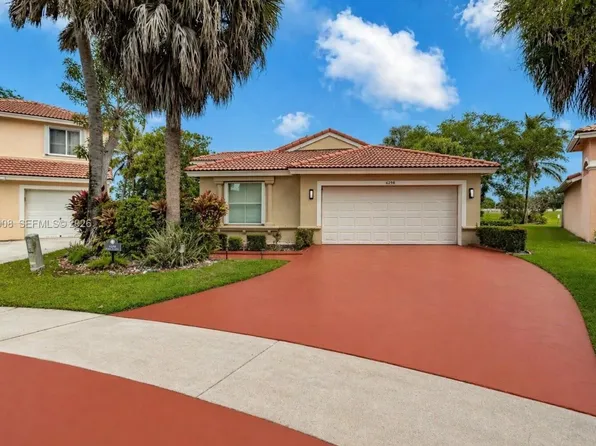 6298 Harbour Chase Dr, Lake Worth, FL 33467