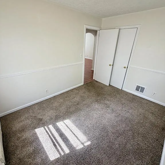 26 Meadowbrook Ave — Photo 8
