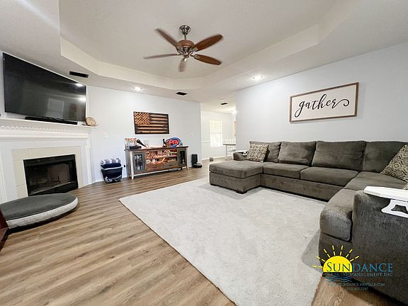 2nd image of 789 Pearl Sand Dr