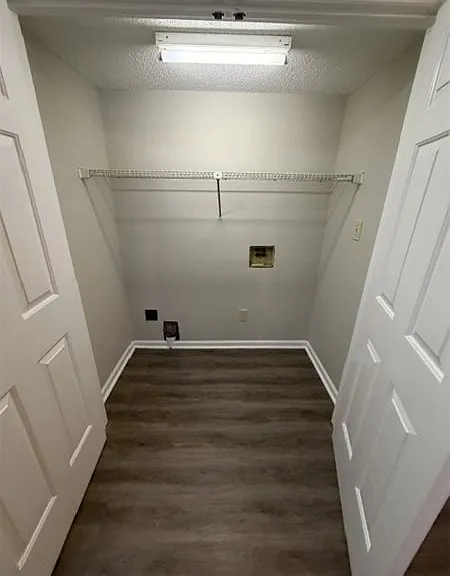 1002 Fieldcrest Cir — Photo 9