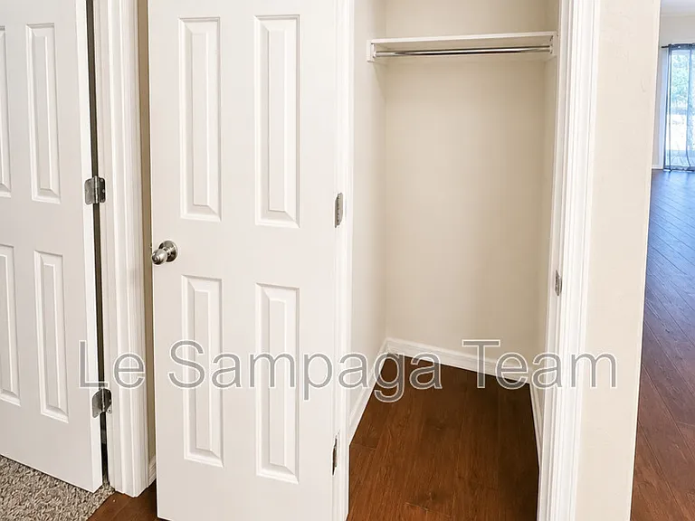 17636 W Maui Ln — Photo 17