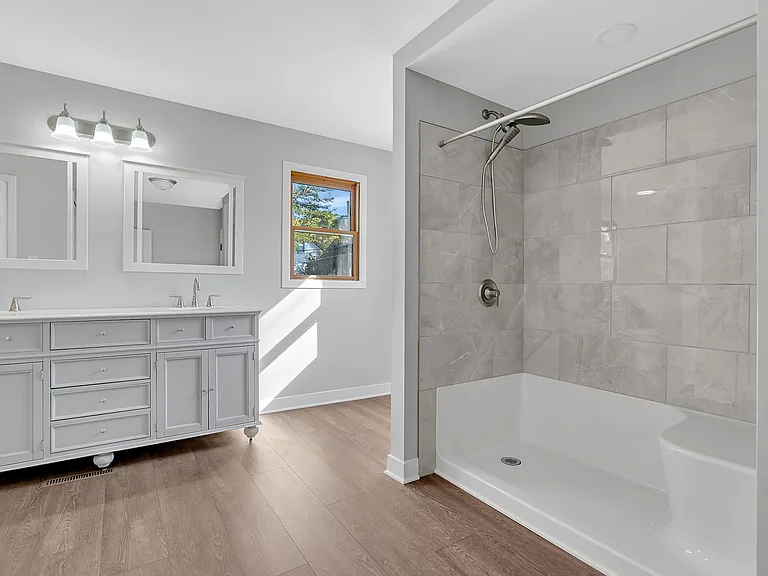 2640 Vermont St #1 — Photo 16