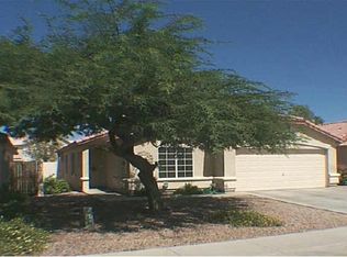 820 S Saragosa St, Chandler, AZ 85225