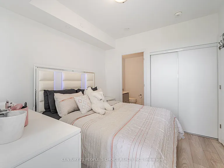 36 Elm Dr W #606 — Photo 18