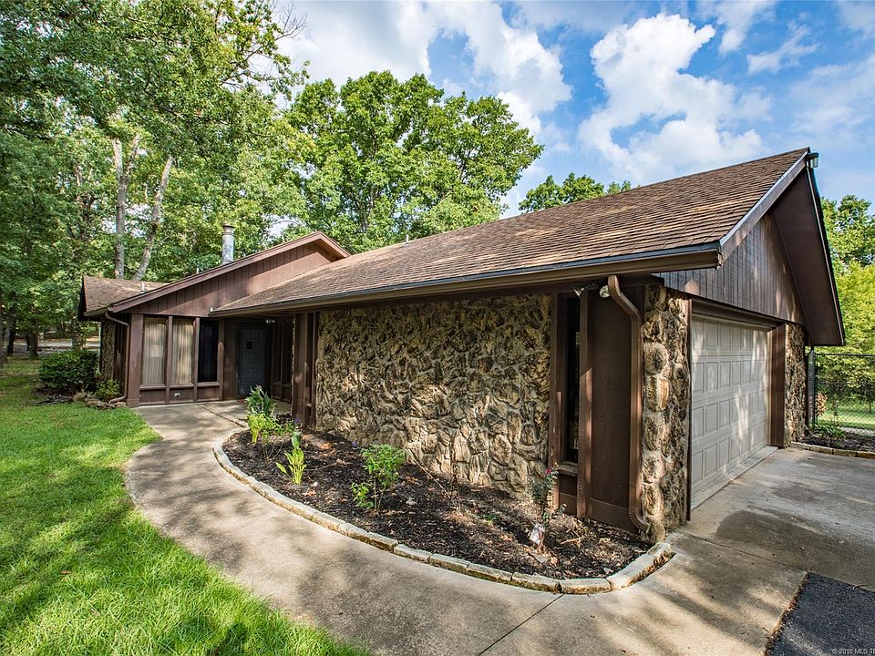 1st image of 575 Rolling Wood Hills Dr