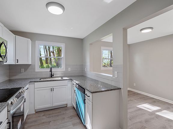 2nd image of 6878 Sand Hill Rd #9