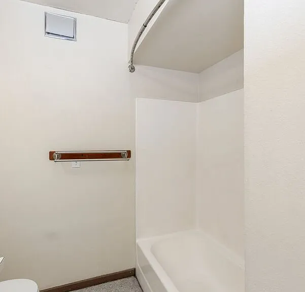 22660 E Cliff Dr — Photo 17