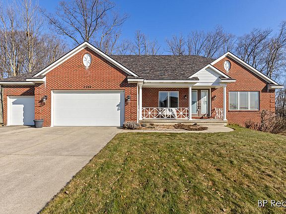 2nd image of 3259 Primrose Dr