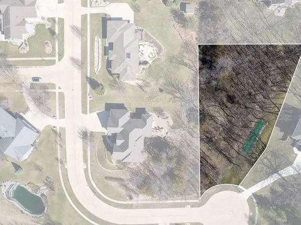 1006 Copper Ter, Waverly, IA 50677
