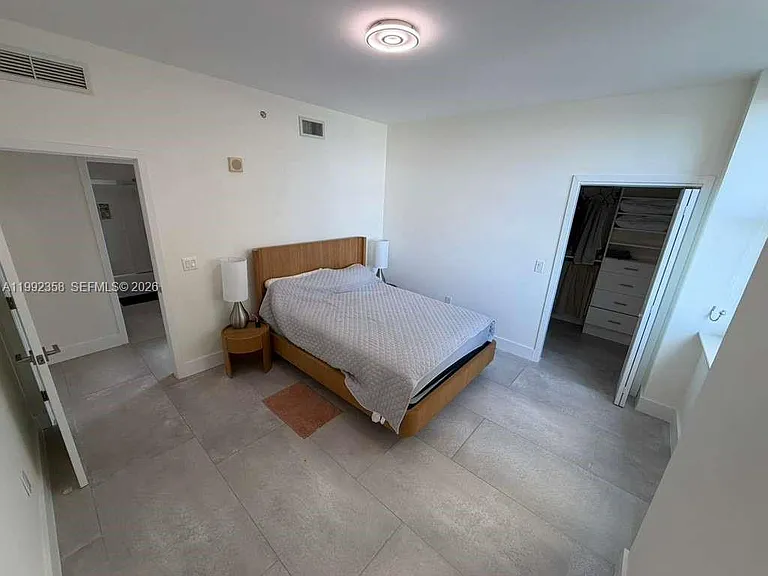 3330 NE 190th St #710 — Photo 5