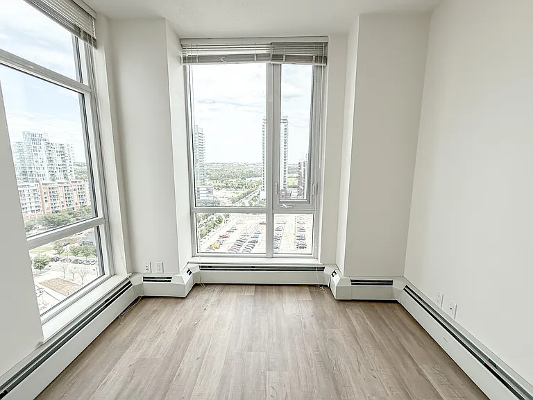 450 8th Ave SE #1407 — Photo 9