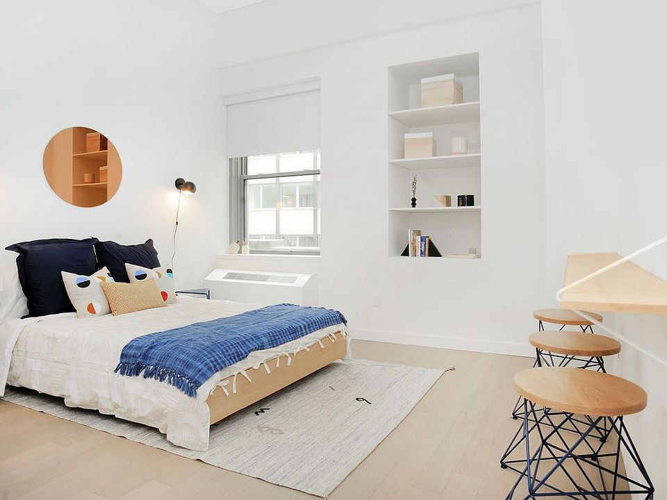 1st image of 20 Exchange Pl APT 3006
