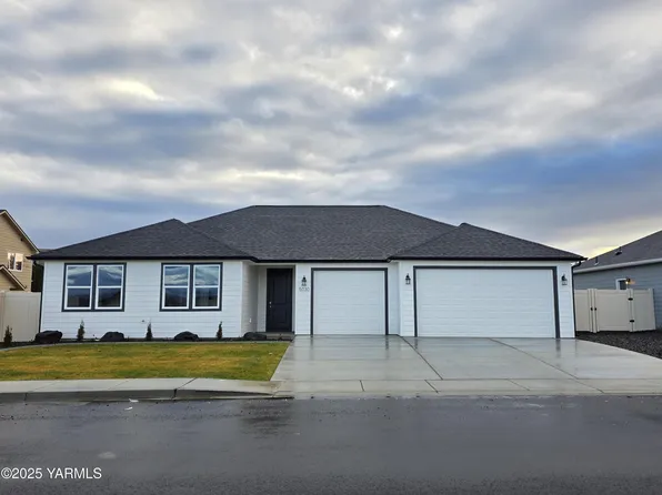 5030 Woolsey Rd, Yakima, WA 98903