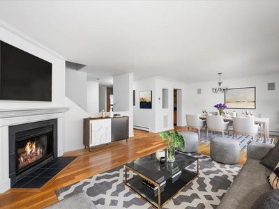 13 Tulip Tree Lane, Mamaroneck, NY, 10543
