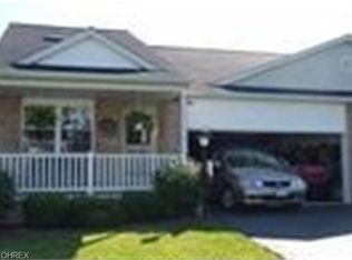 2 Eagle Pointe Dr, Cortland, OH