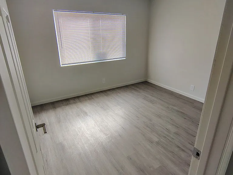 772 Lane St — Photo 6