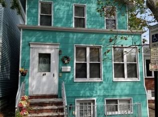 25 Dodge St, Bayonne, NJ 07002