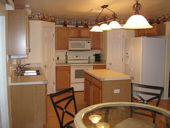4th image of 10312 Boyette Creek Blvd