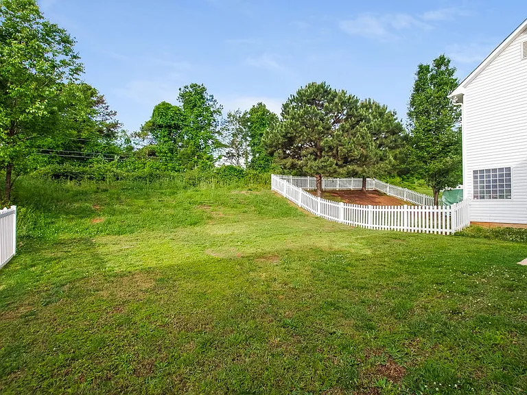 328 Amir Cir — Photo 15