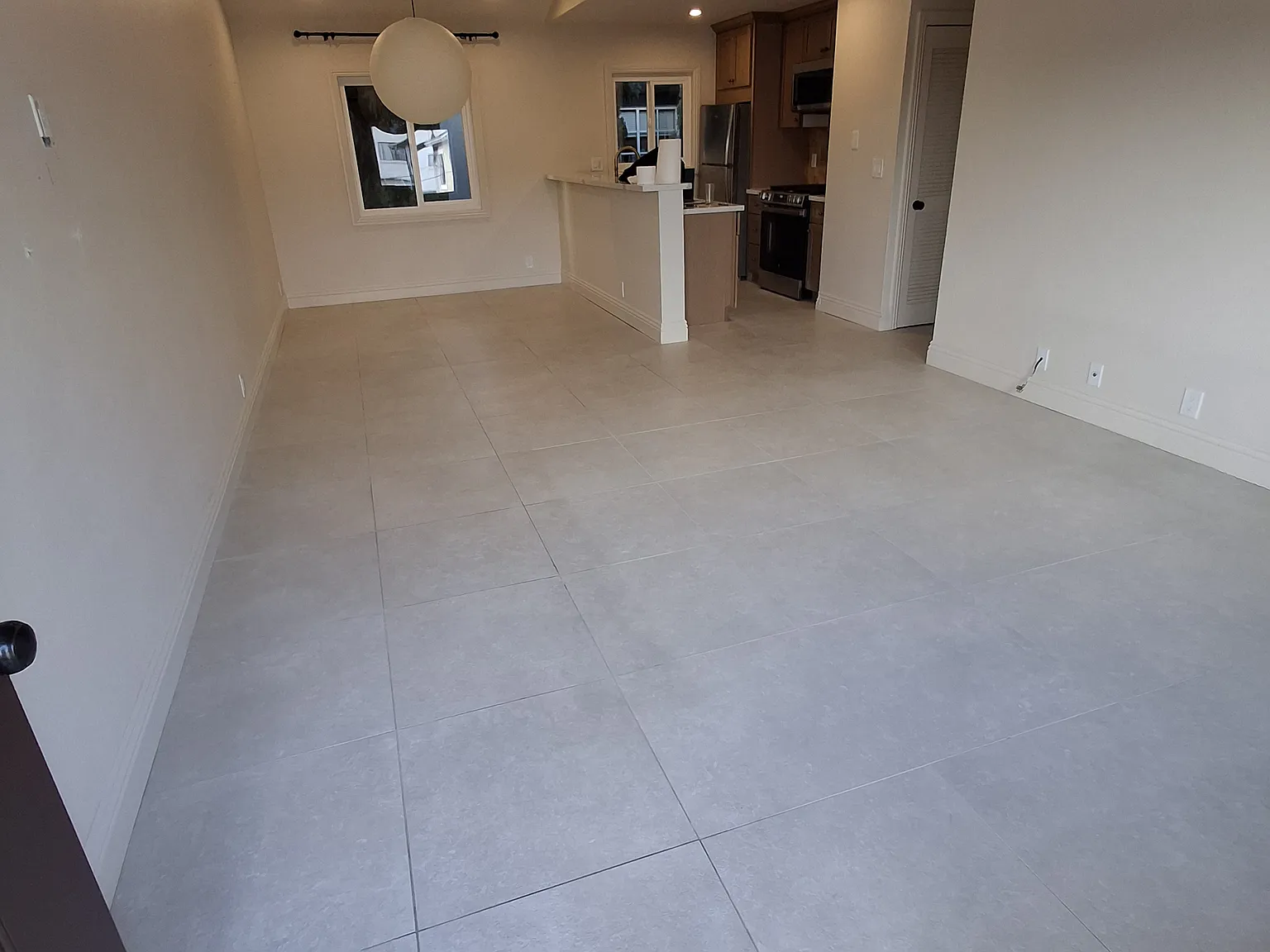 3 bed, 1255 sqft, $3,295 — Photo 1
