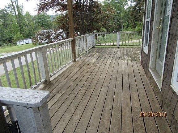 4th image of 258 Neal Dr
