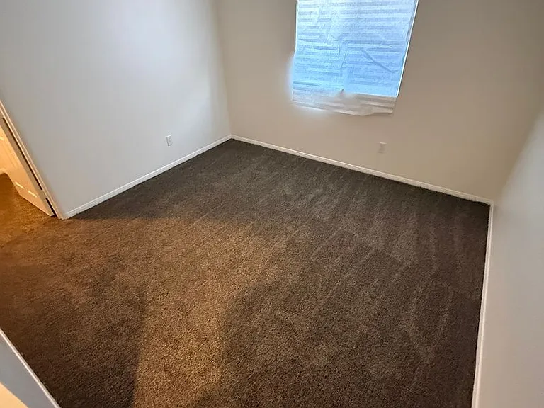 415 Welch Ave — Photo 7