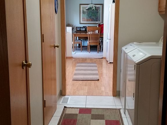2nd image of 3906 NE 60th Ave