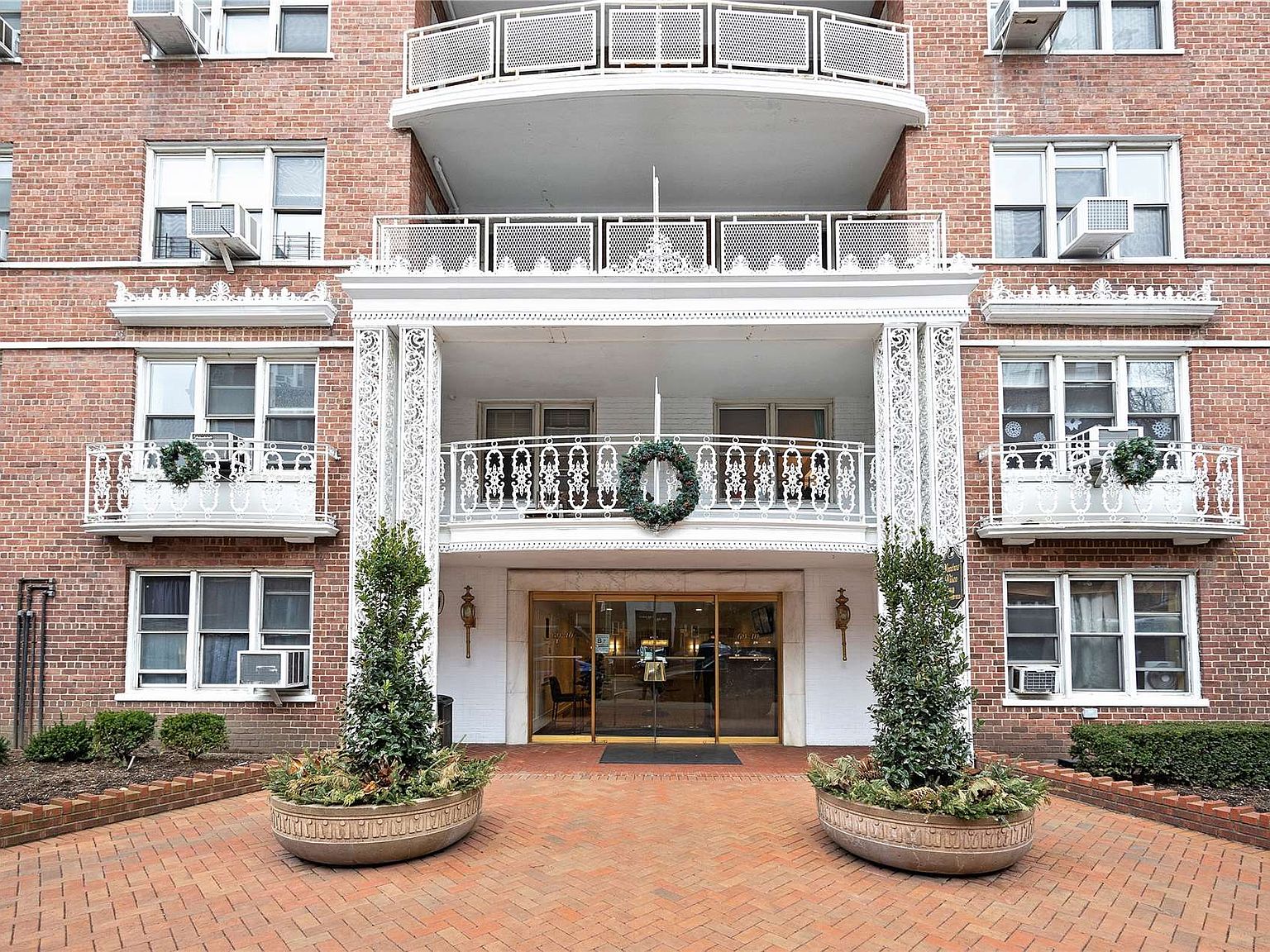 6910 108 Street UNIT 6O, Forest Hills, NY 11375 Zillow