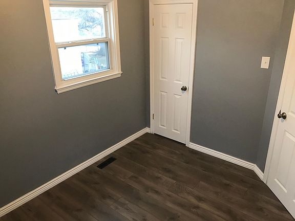 Bedroom #1 (includes closet)