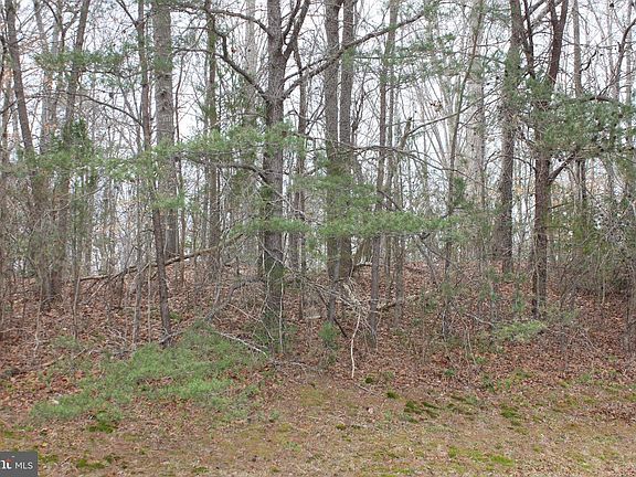 5th image of 25815 Three Notch Rd