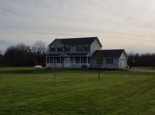 6200 Cribbins Rd, Croswell, MI 48422