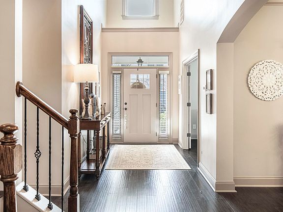 5th image of 1020 Dublin Way