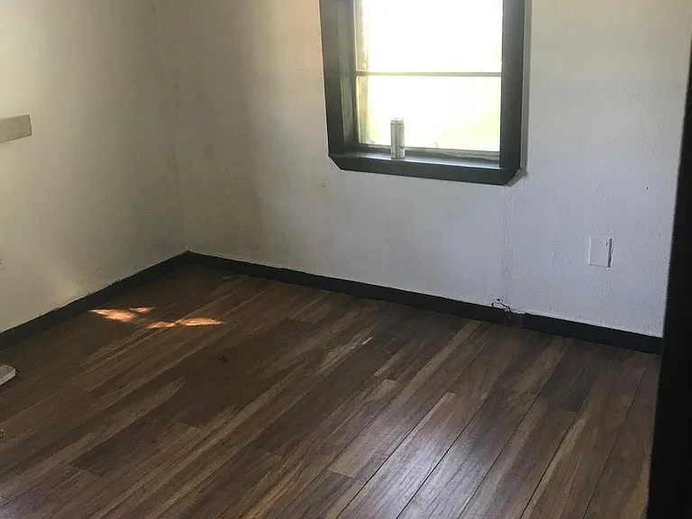 5312 Packard St — Photo 6
