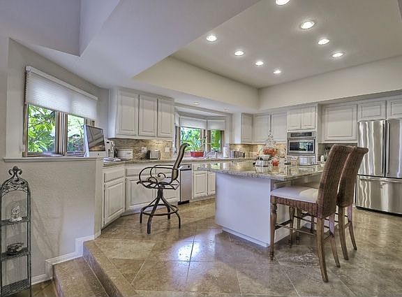 Updated Kitchen Top of line appliances