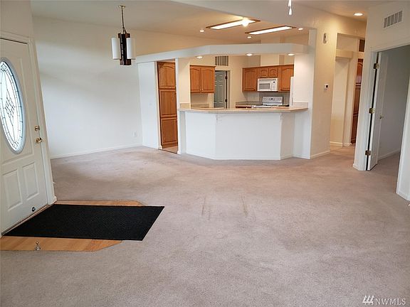 5th image of 6108 91st Street Ct E