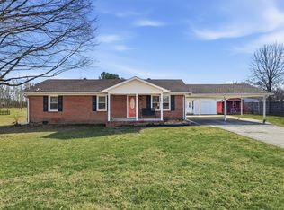 35 Simmons Rd, Fayetteville, TN 37334