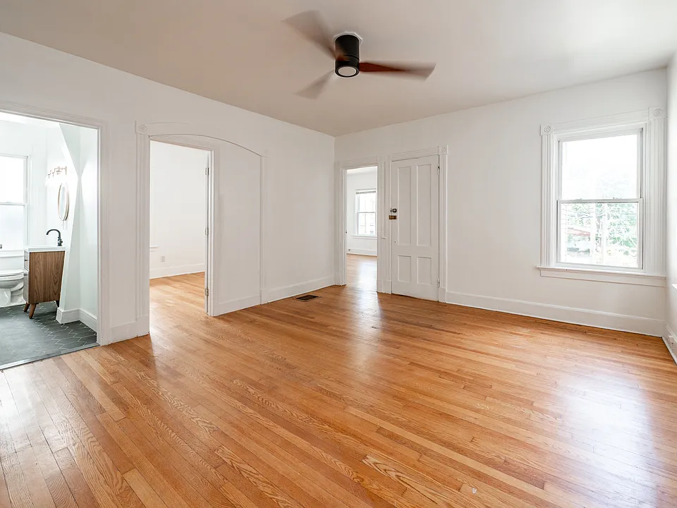114 Edwards St #2A