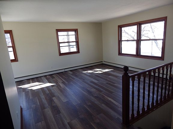 2nd image of 1044 31st Ave N