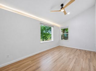 3102 W Jefferson Blvd, Dallas, TX 75211