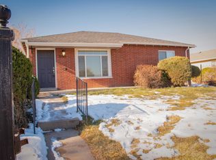 3243 Ivanhoe St, Denver, CO 80207